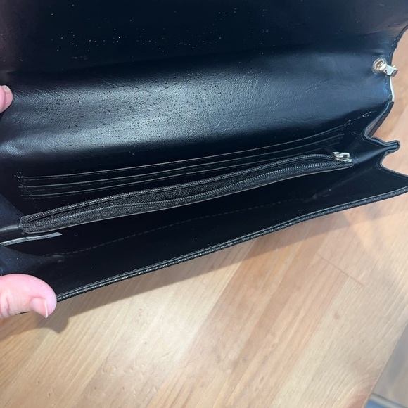 Super cute crossbody/ Clutch - Picture 3 of 3